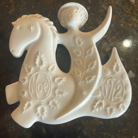 Vntg Haviland Limoges White Porcelain 1972 Prancing Horse Christmas Ornament. - Picture 1 of 7